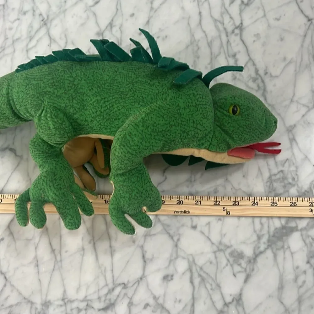 Folkmanis Furry Folk Lizard Iguana Hand Puppet Folktails Gecko Full Body